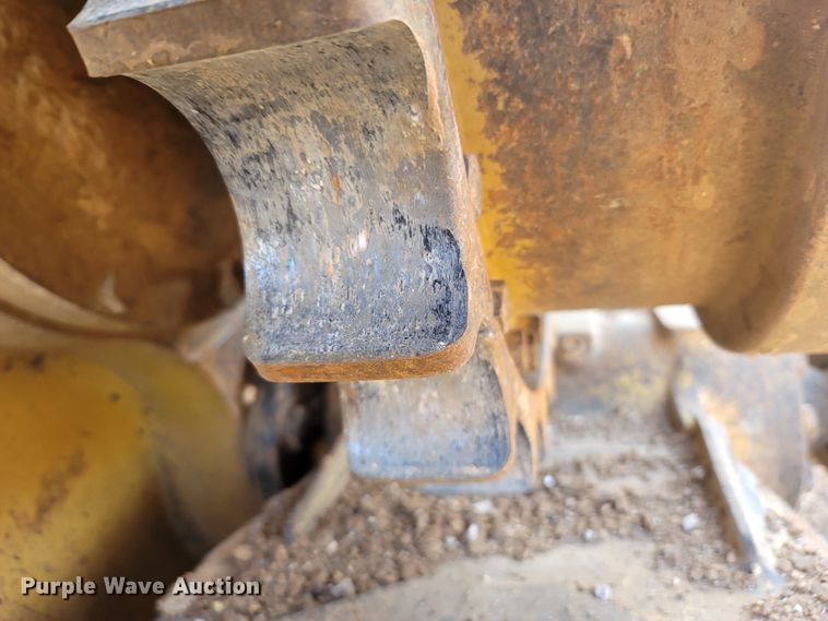 image for item DR3353 2008 Caterpillar D6T XL  dozer