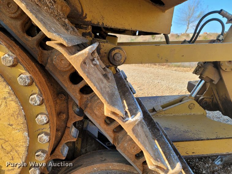 image for item DR3353 2008 Caterpillar D6T XL  dozer