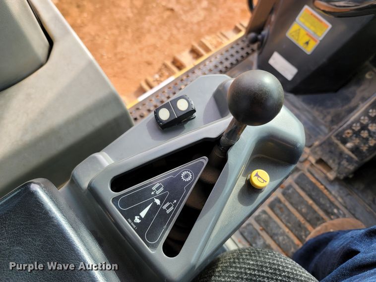 image for item DR3354 2007 Caterpillar 953D  track loader