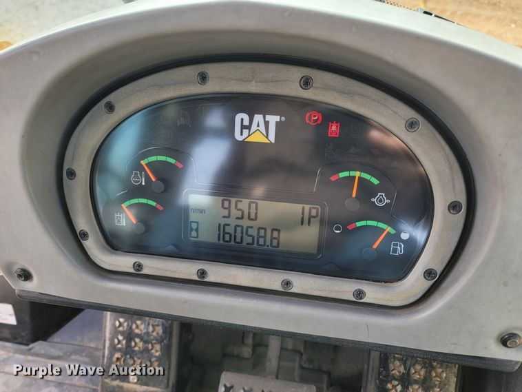 image for item DR3354 2007 Caterpillar 953D  track loader