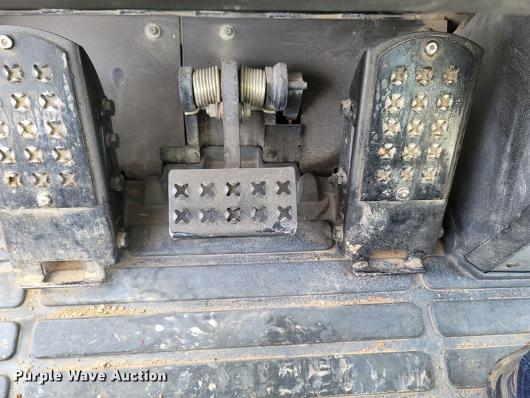 image for item DR3354 2007 Caterpillar 953D  track loader