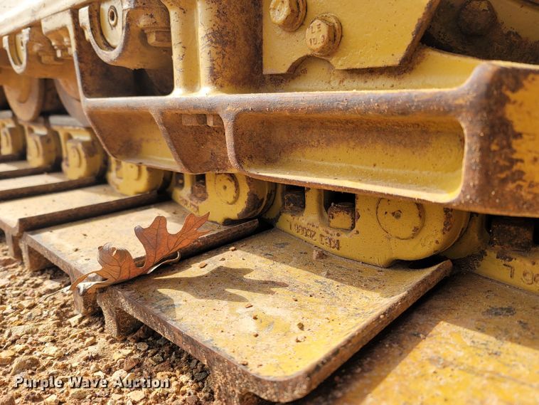 image for item DR3354 2007 Caterpillar 953D  track loader