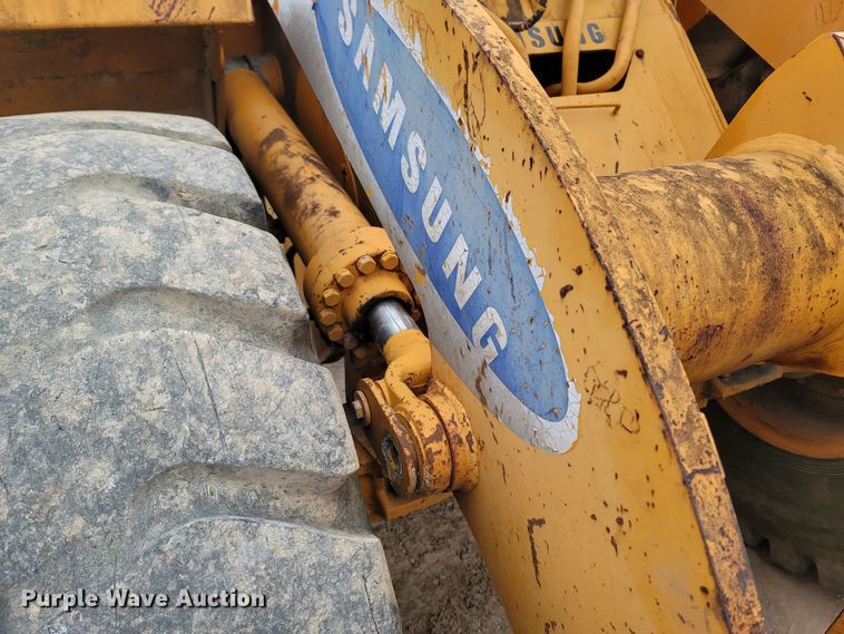 image for item DR3355 Samsung SL120-2  wheel loader