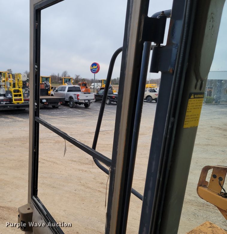 image for item DR3355 Samsung SL120-2  wheel loader