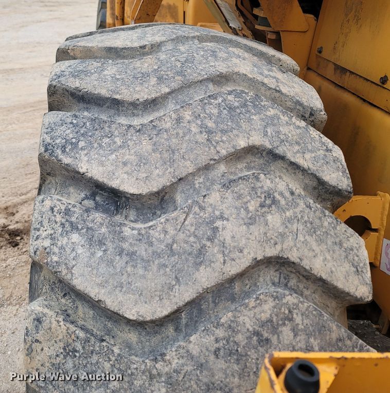 image for item DR3355 Samsung SL120-2  wheel loader