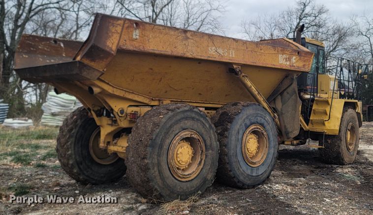 image for item DR3356 2000 Caterpillar D250E Series II  haul truck