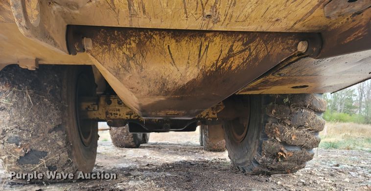 image for item DR3356 2000 Caterpillar D250E Series II  haul truck