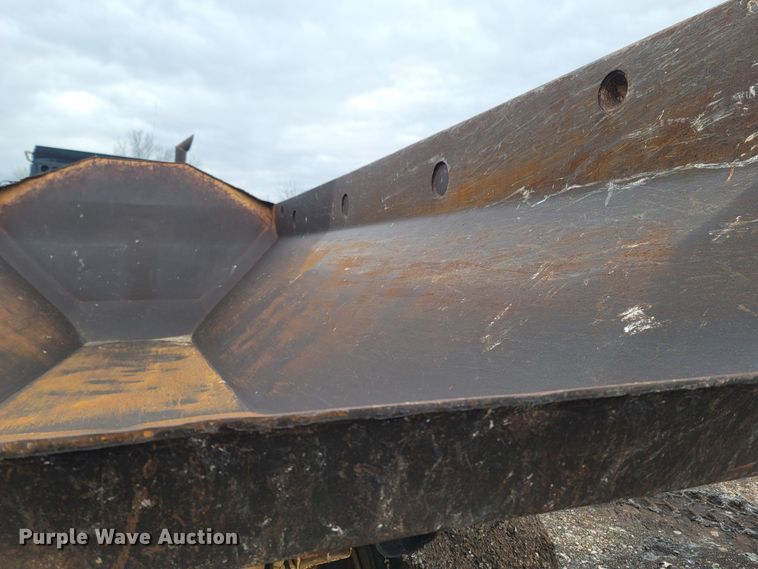 image for item DR3356 2000 Caterpillar D250E Series II  haul truck