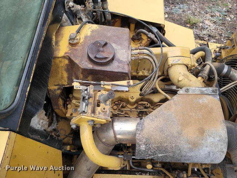 image for item DR3356 2000 Caterpillar D250E Series II  haul truck