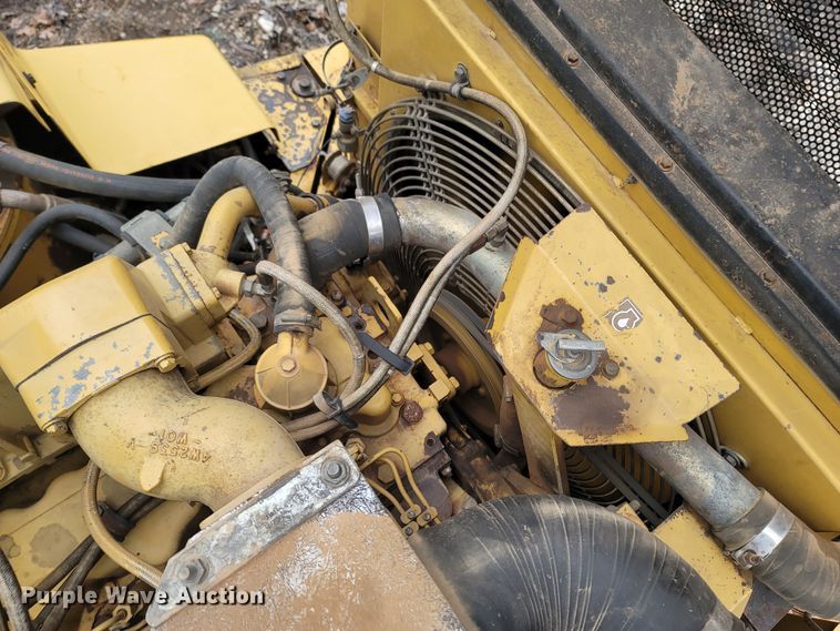 image for item DR3356 2000 Caterpillar D250E Series II  haul truck