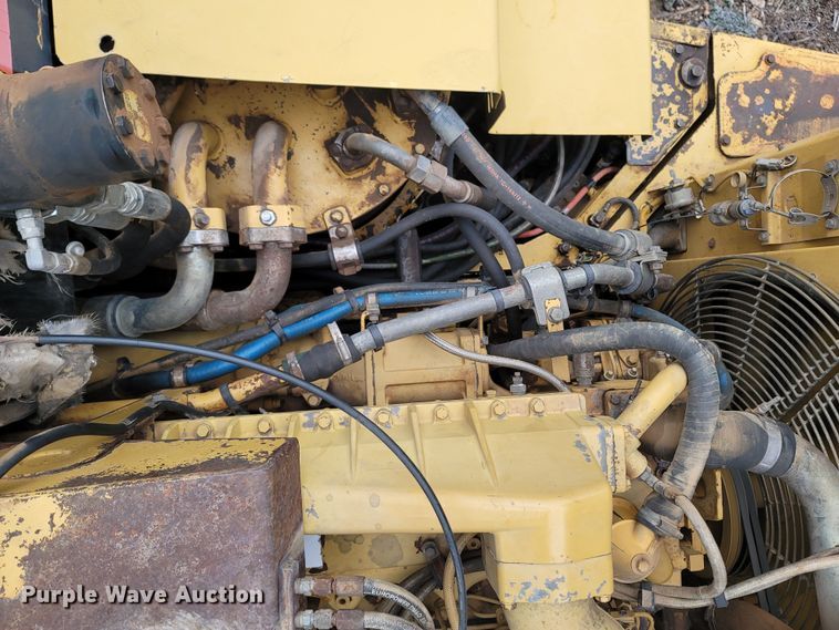 image for item DR3356 2000 Caterpillar D250E Series II  haul truck