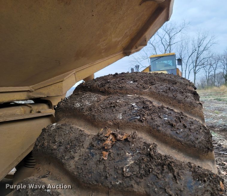 image for item DR3357 1997 Caterpillar D300E  haul truck