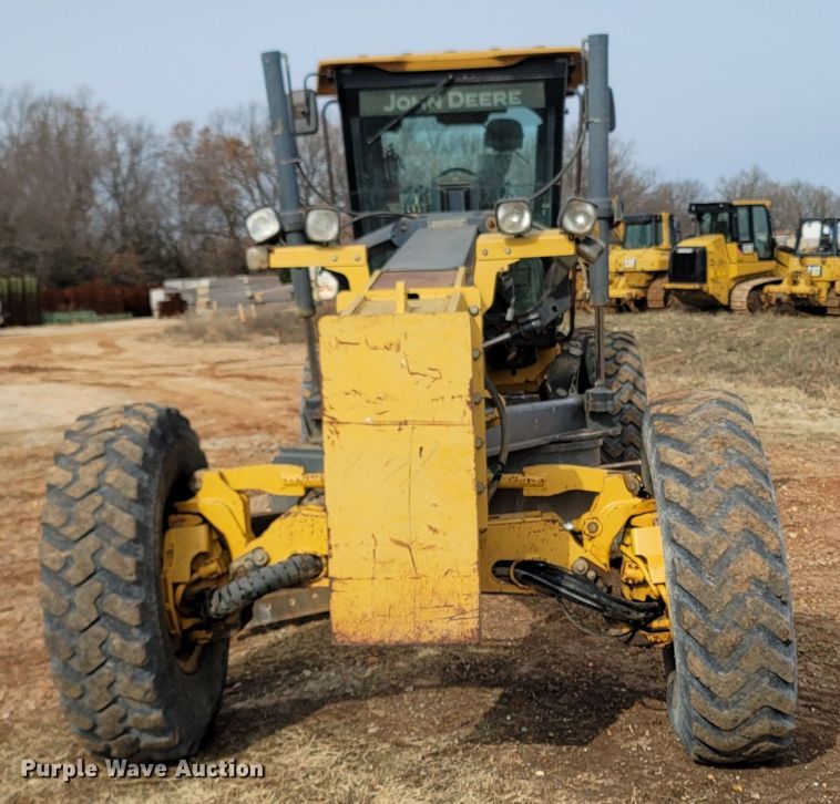 image for item DR3364 2005 John Deere 672D  motor grader