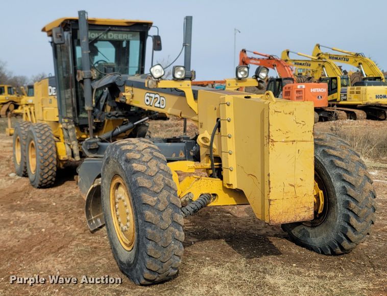 image for item DR3364 2005 John Deere 672D  motor grader