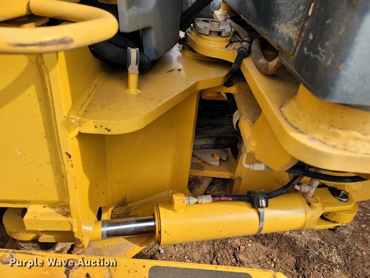 image for item DR3364 2005 John Deere 672D  motor grader