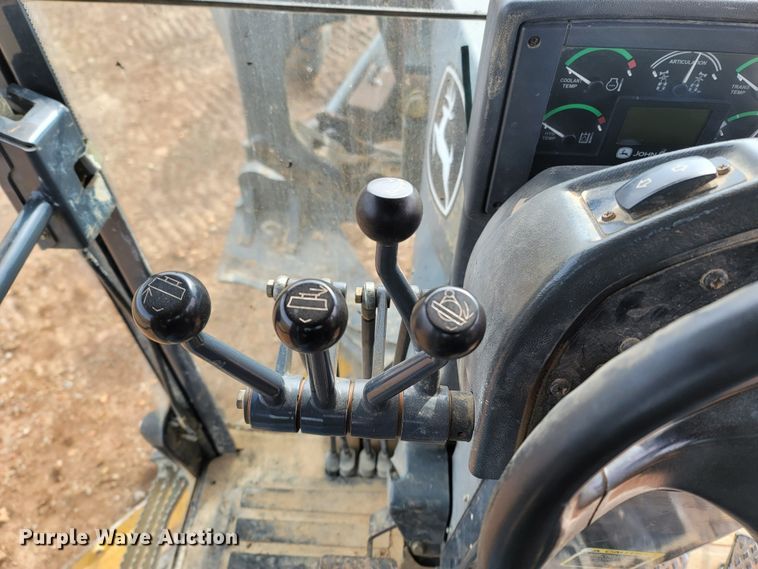 image for item DR3364 2005 John Deere 672D  motor grader