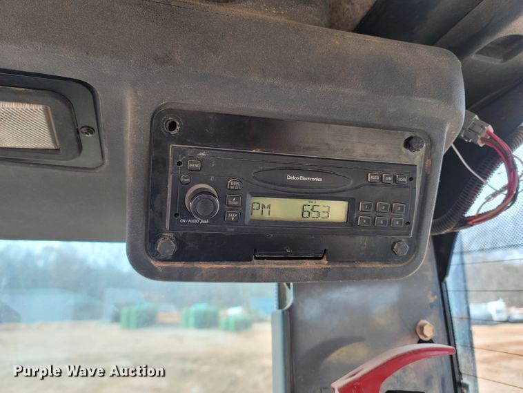 image for item DR3364 2005 John Deere 672D  motor grader