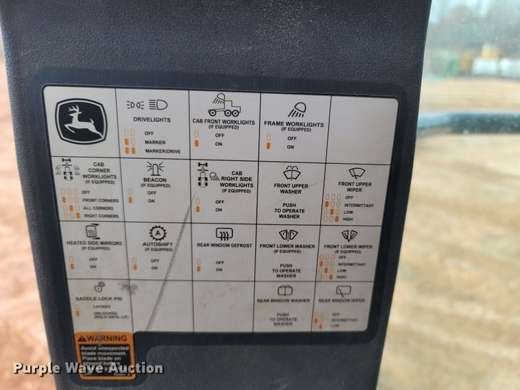 image for item DR3364 2005 John Deere 672D  motor grader