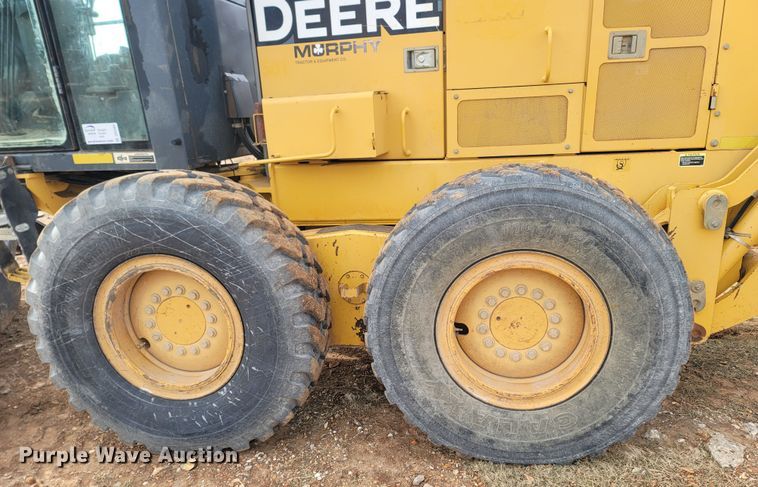 image for item DR3364 2005 John Deere 672D  motor grader