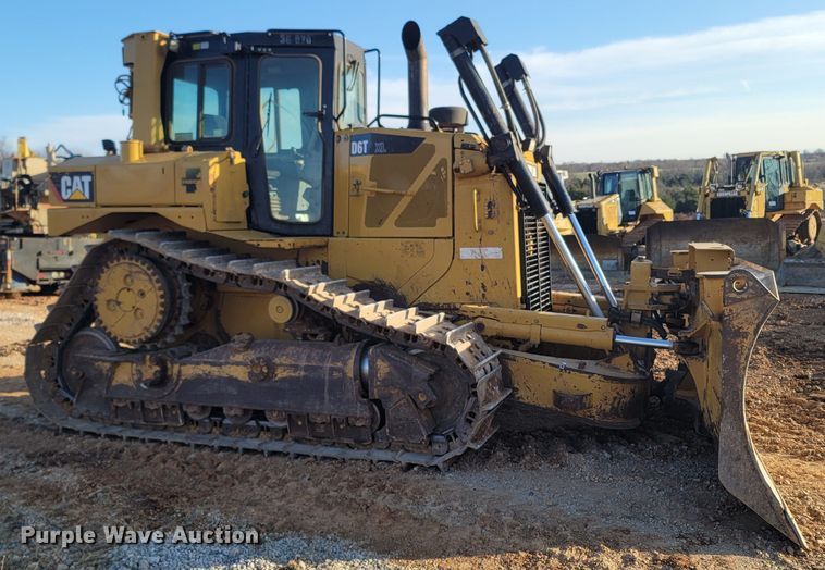 image for item DR3365 2011 Caterpillar D6T XL  dozer