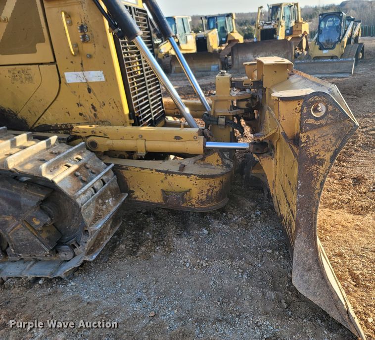 image for item DR3365 2011 Caterpillar D6T XL  dozer