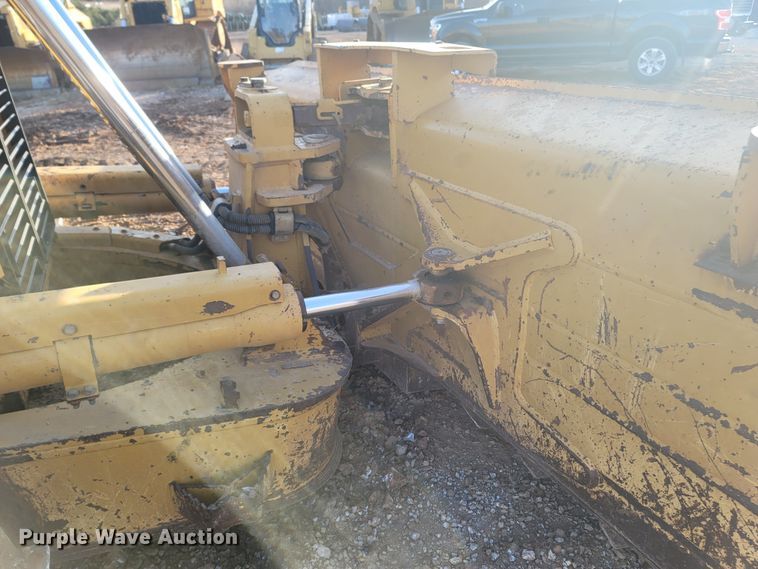 image for item DR3365 2011 Caterpillar D6T XL  dozer