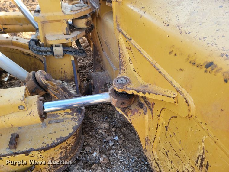 image for item DR3365 2011 Caterpillar D6T XL  dozer