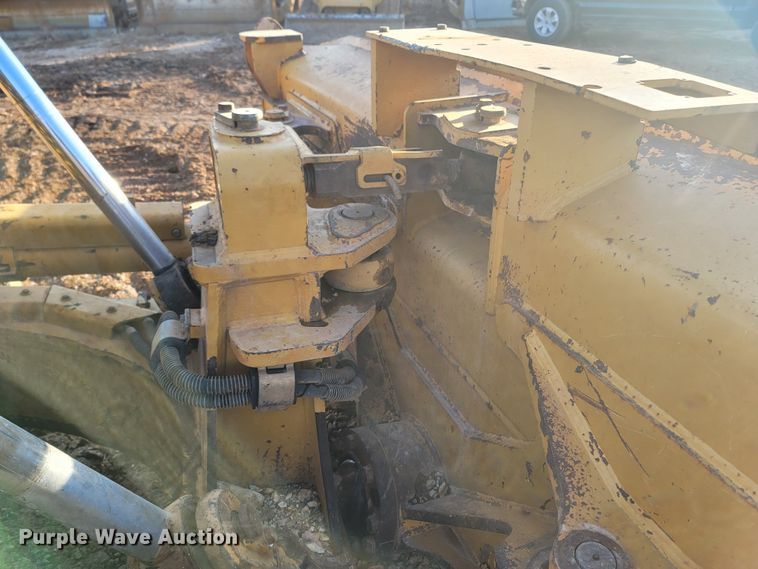 image for item DR3365 2011 Caterpillar D6T XL  dozer