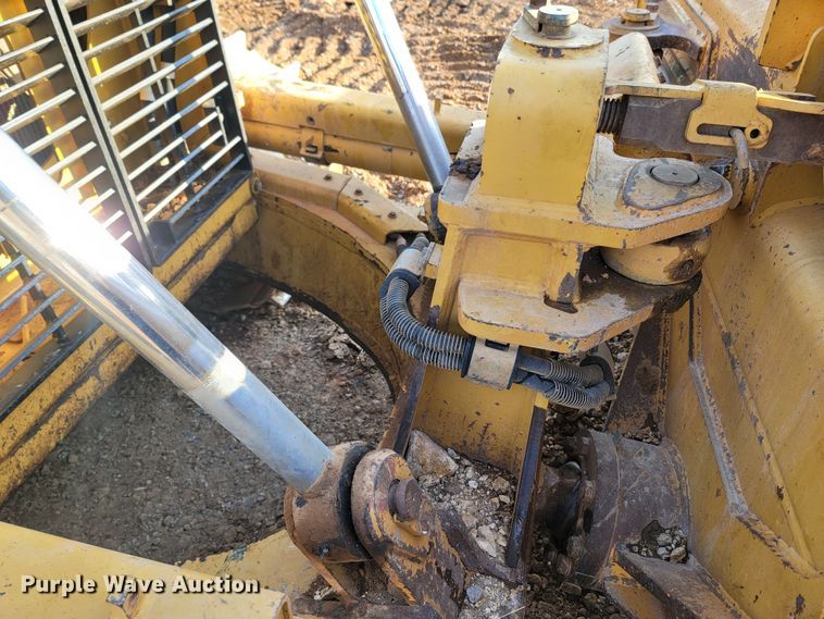 image for item DR3365 2011 Caterpillar D6T XL  dozer