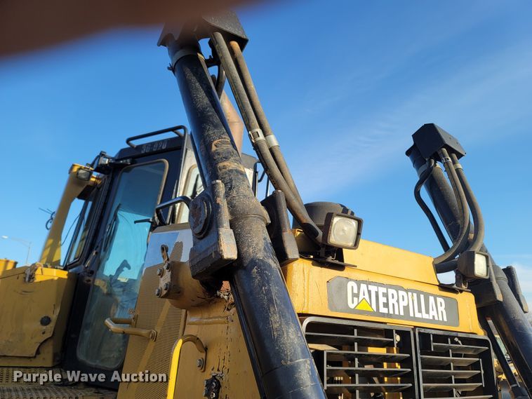 image for item DR3365 2011 Caterpillar D6T XL  dozer
