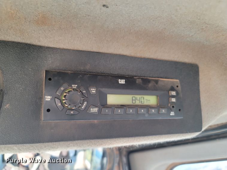 image for item DR3365 2011 Caterpillar D6T XL  dozer