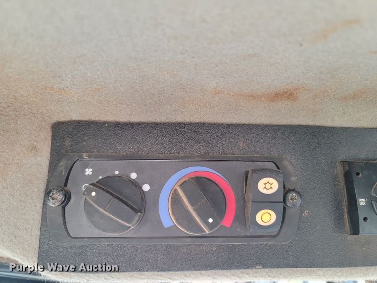 image for item DR3365 2011 Caterpillar D6T XL  dozer