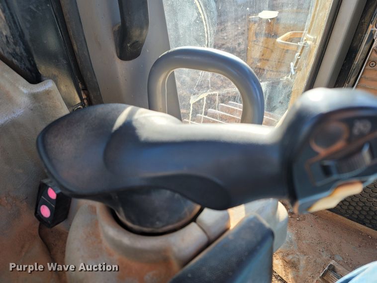 image for item DR3365 2011 Caterpillar D6T XL  dozer