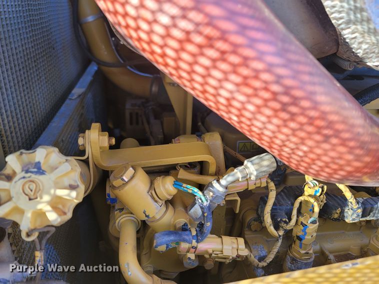 image for item DR3365 2011 Caterpillar D6T XL  dozer