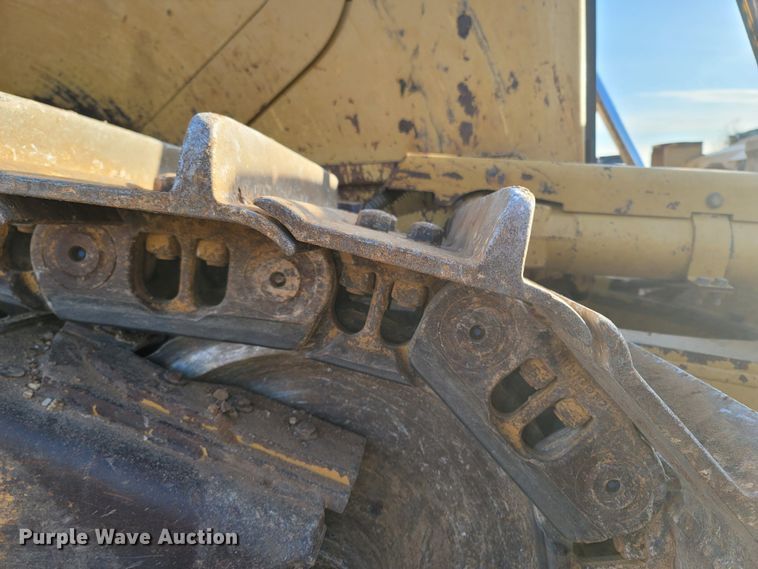 image for item DR3365 2011 Caterpillar D6T XL  dozer