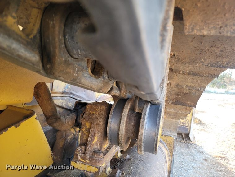 image for item DR3365 2011 Caterpillar D6T XL  dozer