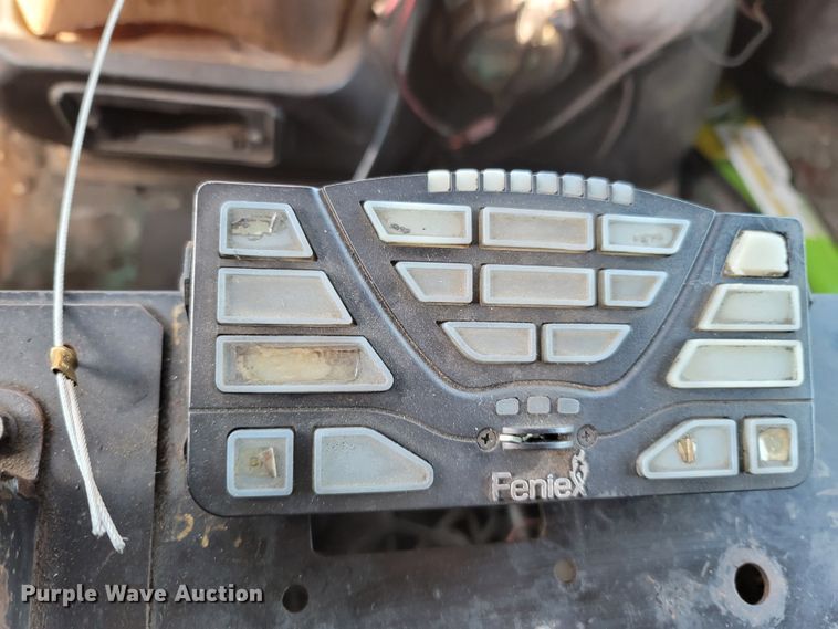 image for item DR3366 1999 Volvo WG  dump truck