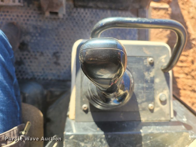 image for item DR3367 2001 Caterpillar 963C  track loader