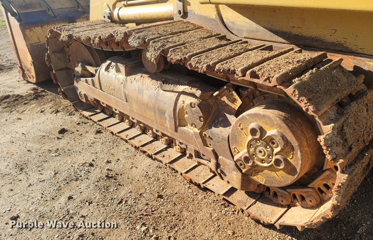 image for item DR3367 2001 Caterpillar 963C  track loader