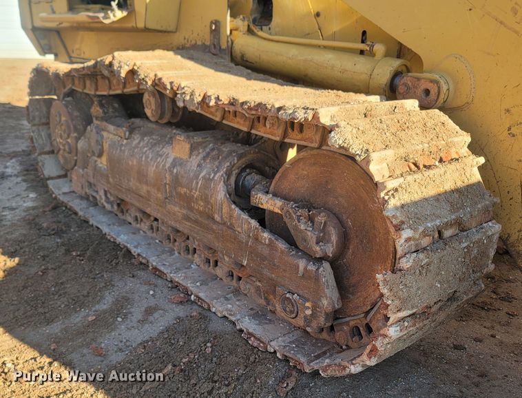 image for item DR3367 2001 Caterpillar 963C  track loader