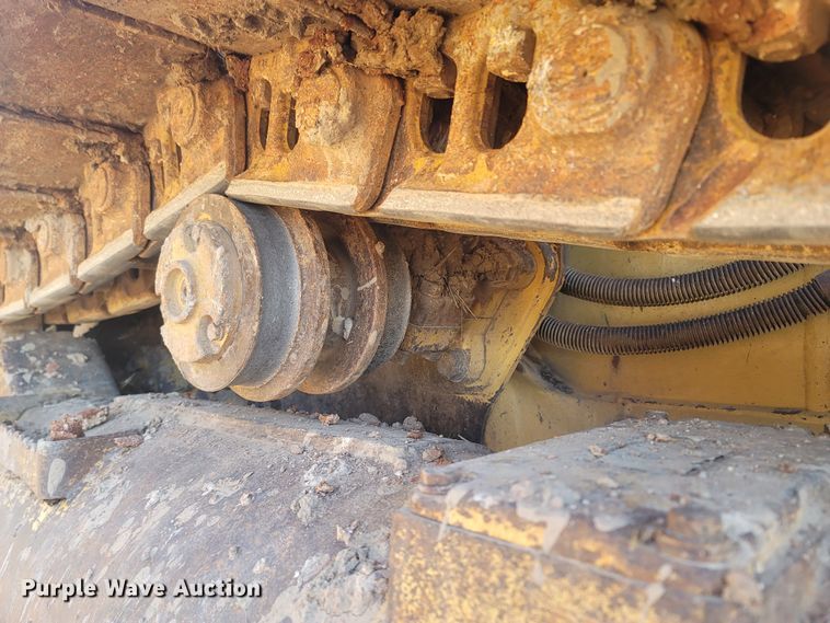 image for item DR3367 2001 Caterpillar 963C  track loader