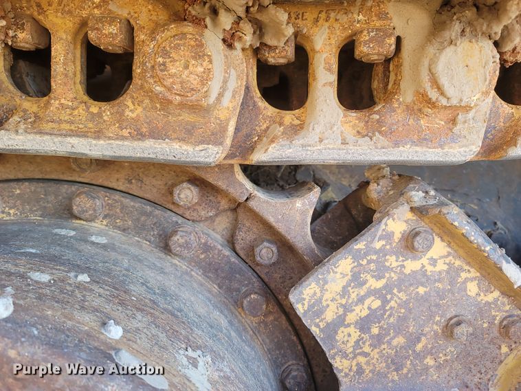 image for item DR3367 2001 Caterpillar 963C  track loader