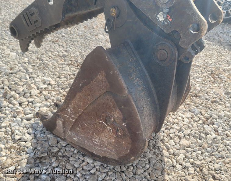 image for item DR3368 2013 Komatsu PC88MR-8  mini excavator