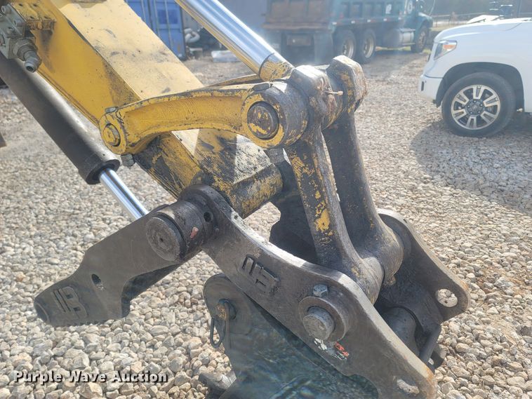 image for item DR3368 2013 Komatsu PC88MR-8  mini excavator