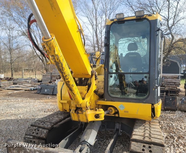 image for item DR3368 2013 Komatsu PC88MR-8  mini excavator
