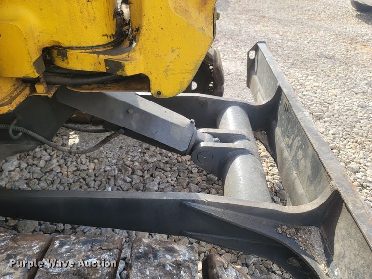 image for item DR3368 2013 Komatsu PC88MR-8  mini excavator