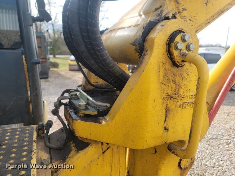 image for item DR3368 2013 Komatsu PC88MR-8  mini excavator