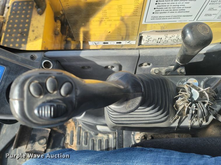 image for item DR3368 2013 Komatsu PC88MR-8  mini excavator