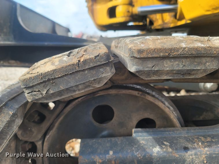 image for item DR3368 2013 Komatsu PC88MR-8  mini excavator