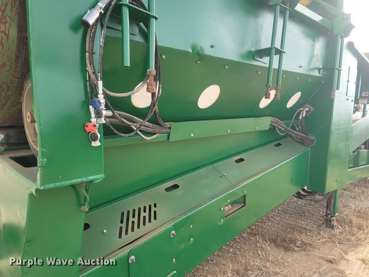 image for item DR3369 McCloskey 512R  trommel screen